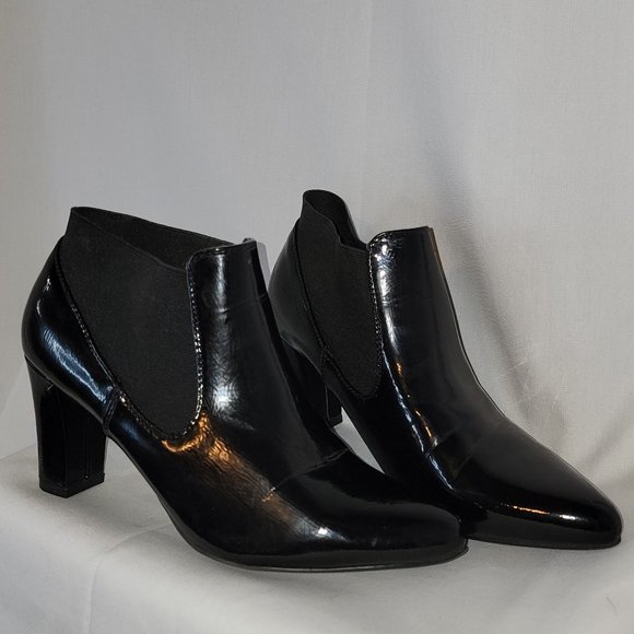 The Limited Shoes - The Limited Sandra Bootie - 3" Heel - Women's size 6.5M - Gently worn